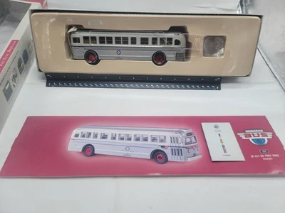 Autobús de servicio público Corgi Vintage 2000 líneas escala 1:50 #54203 nuevo en caja Foto 1 de 4