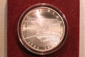 1991-datato un'oncia .999 argento tondo - Bill of Rights di Chrysler Corporation - Foto 1 di 5