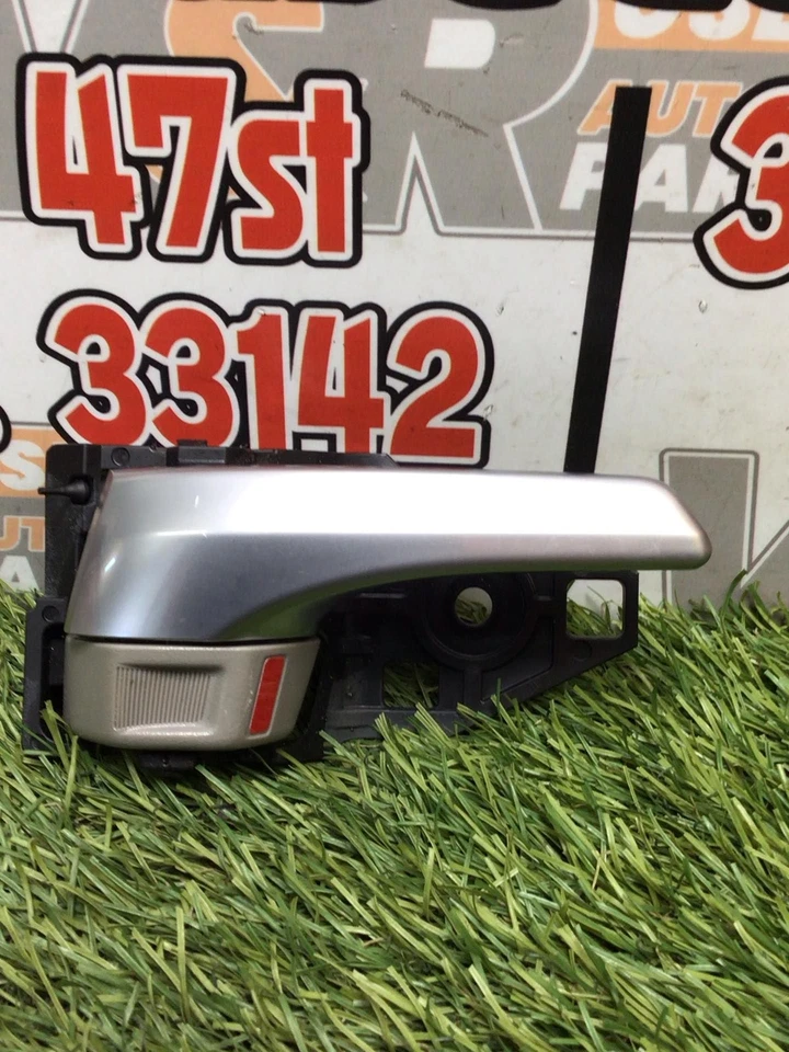 ✅ Manija de puerta interior trasera derecha Toyota Camry 2015 Pn:69206-06091-C0 OEM Foto 1 de 3