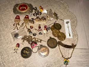 Vintage Shriners Masonic Freemason Lot Pins Tie Tacks Belt Buckle Cufflinks - Picture 1 of 7