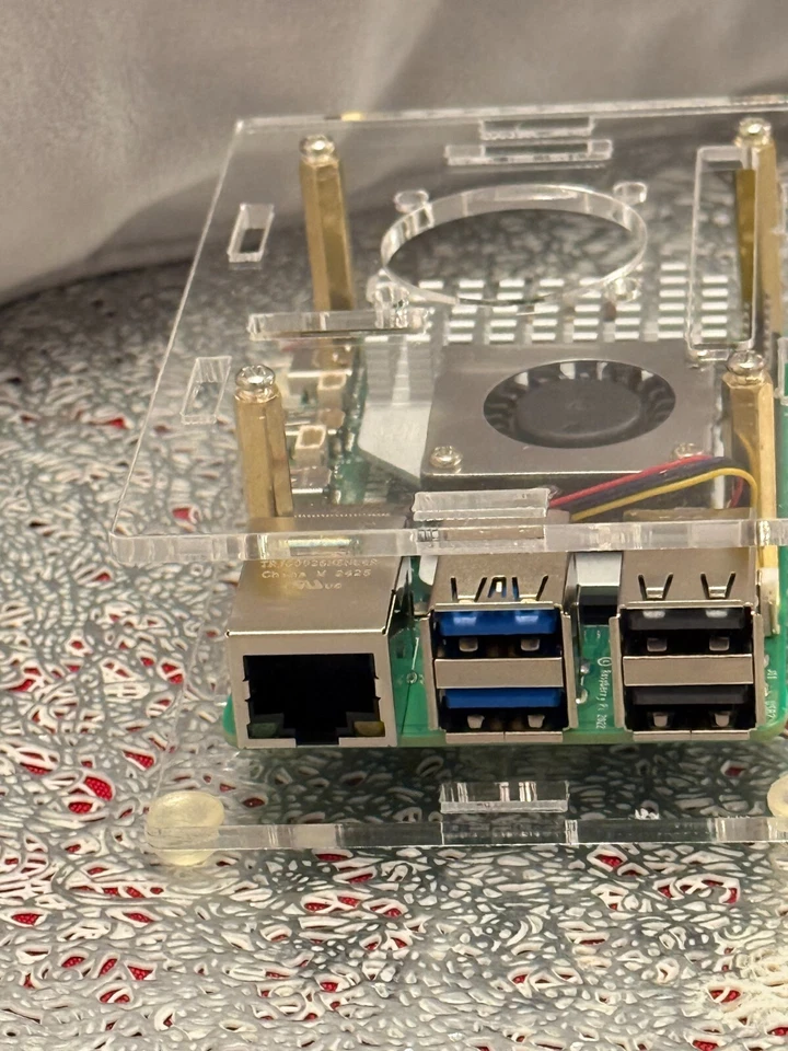 Mini PC Raspberry Pi 5 64BIT 16GB Board Wifi Bluetooth 2.4GHz 64-bit CPU - Image 1 of 4