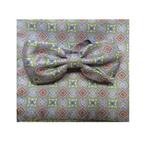 Completo di SETA classe CRAVATTA A FARFALLA PAPILLON e  POCHETTE scatola regali - Picture 1 of 1