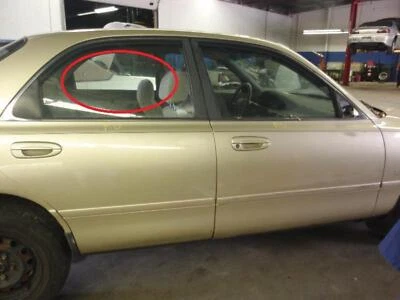 93 94 95 96 97 MAZDA 626: Cristal ventana puerta trasera derecha Foto 1 de 3