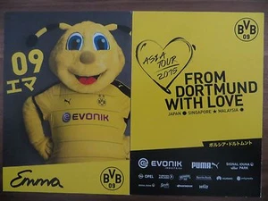 Cartolina autografata firmata a mano MASCOTTE EMMA Borussia Dortmund Asia Tour 2015 - Foto 1 di 1
