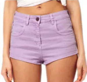 Flieder Stretch Denim Hotpant Taschen Gürtelschlaufen Sommershorts Mädchen Frauen - Bild 1 von 2