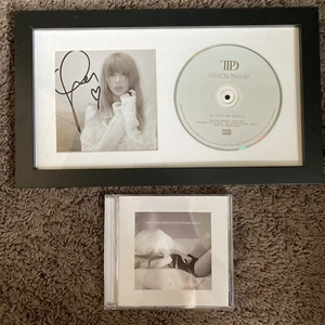 CD Taylor Swift The Tortured Poets Department firmato CON CUORE ❤️ INCORNICIATO - Foto 1 di 4
