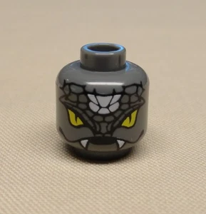 x1 NEU Lego Minifiguren Kopf gelbe Schlangenaugen, Reißzähne und schwarz-weiße Schuppen - Bild 1 von 1