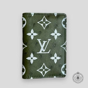Louis Vuitton P9 Pocket Organizer in Khaki - Picture 1 of 3