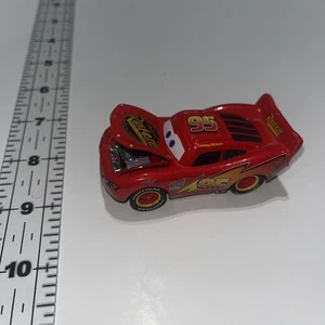 Disney Pixar Cars Precision Series Lightning McQueen #95 - Imagen 1 de 6