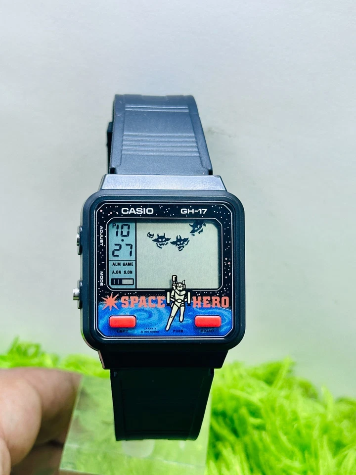 RARO orologio vintage Casio 920 GH-17 Space Hero gioco quasi come nuovo orologio da uomo GIAPPONE - Immagine 1 di 4