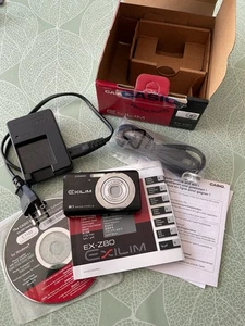 Casio Exilim EX-Z80 Digitalkamera Schwarz optischer Zoom defekt in OVP mit Akku - Bild 1 von 7