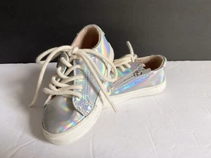 Zara baby low cut metalic silver iridescent sneakers US 5, EU 20 exc. condition - Picture 1 of 6