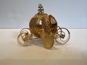 Danbury Mint Cinderella And Carriage gold Plated Ornament - Picture 1 of 3