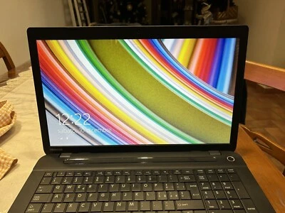 TOSHIBA Satellite C70D-B-107 - Immagine 1 di 4