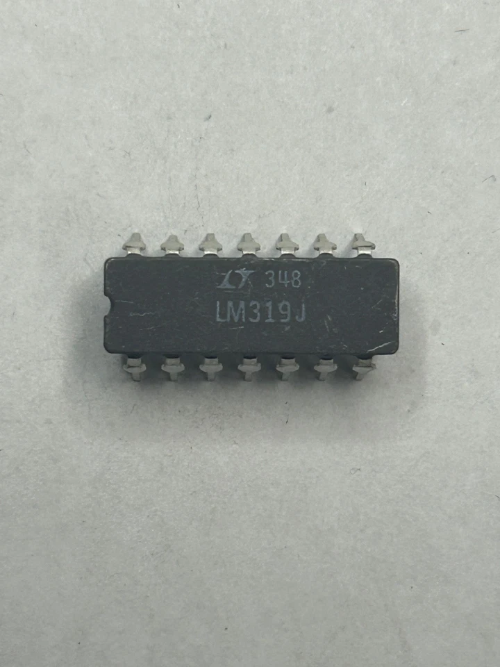 Linear Technologies LM319J Integrated Circuit - Image 1 of 1