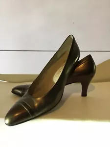 Salvatore Ferragamo Gold Bronze Cap Toe Heels niedriger Absatz 8,5 AAAA - Bild 1 von 7