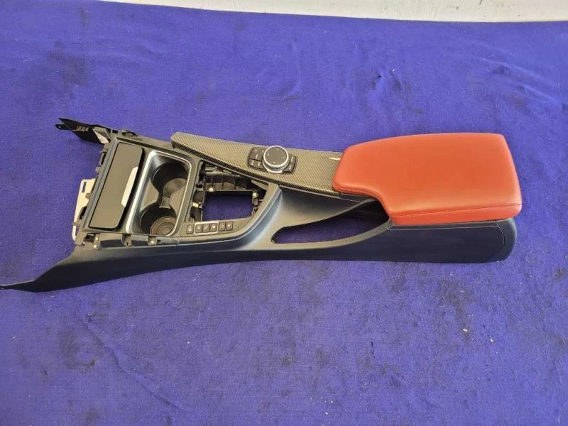 BMW M4 F82 F83 2015-2020 consola central piso delantero iDrive tapa roja negra Foto 1 de 4