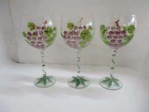 3 Hand Painted Wine Glasses Green Grape Design Striped Footed Stem - Picture 1 of 6