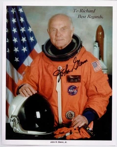NASA Mercury 6 Shuttle Astronaut John Glenn Autographed Signed 8x10 NASA Litho - Bild 1 von 2