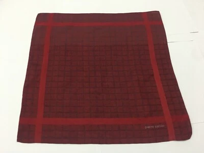Auténtico PIERRE CARDIN Clásico Diseño a Cuadros en Rojo Algodón Pañuelos Bufanda Foto 1 de 4