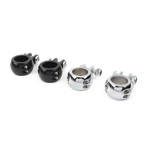 Morsetto poggiapiedi paraurti 1,25" nero/cromo per Harley Dyna Softail - Foto 1 di 12