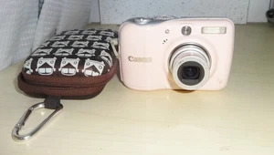 👌 Canon Powershot E1 10mp Digital Camera - pink - Picture 1 of 7