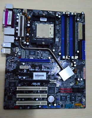 Asus A8N SLI Premium - Socket 939 AMD - Imagen 1 de 4