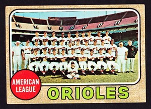 1968 TOPPS #334 BALTIMORE ORIOLES TEAM CARD W/B. ROBINSON/J. PALMER/F. ROBINSON