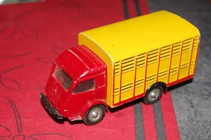 RENAULT 2,5 tonne GALION GOELETTE BETAILLERE CIJ ref 4/50 made in FRANCE 1960 - Picture 1 of 5