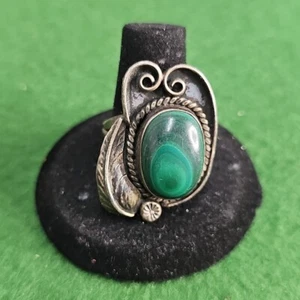 Old Indian Pawn Sterling Silver Malachite Oval Size 7.5 Ring 11.1g I613 - Picture 1 of 6