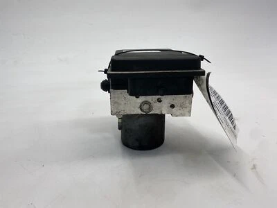 Conjunto de bomba y motor ABS usado se adapta a: montaje Audi A4 2007 AWD quattro grado A Foto 1 de 4