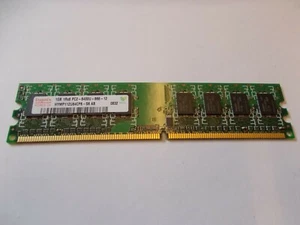 Hynix 1GB HYMP112U64CP8-S6 PC2-6400U Memory - PC RAM, # Su- 302 - Picture 1 of 2