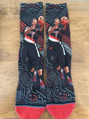 Stance NBA Future Legends Дамиан Лиллард носок размер большой блейзеры M528D15DLI - Изображение 1 из 2
