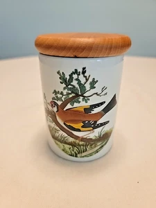 PORTMEIRION BIRDS OF BRITAIN GOLDFINCH 4.5" JAR CANISTER  - Picture 1 of 8