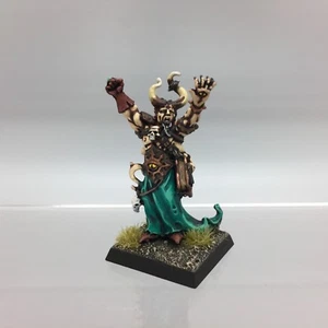CHAOS SORCERER MAGE GAMES DAY 2010 LIMITED EDITION WARHAMMER METAL PAINTED - Picture 1 of 4