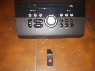 Autoradio con cd Mp3 SUZUKI SWIFT mod PACR101 serie vetture 2010 - Immagine 1 di 4