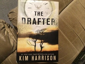 The Peri Reed Chronicles Ser.: The Drafter by Kim Harrison (2015, Hardcover) - Picture 1 of 3