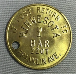 Minnesota BAR TOKEN 2207 Franklin Avenue GOOD LUCK Vintage Keychain - Picture 1 of 8