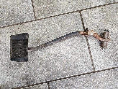 Dodge Nitro 2007 pedal de freno Foto 1 de 3