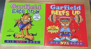 Garfield von Jim Davis #37, 39. Bücher - 2 - Garfield Beefs Up And Garfield Eats Crow - Bild 1 von 5