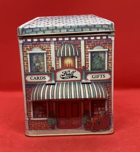 Lata de galletas Harry London Christmas Village Town Hall coleccionable con tarjetas selladas - Imagen 1 de 9