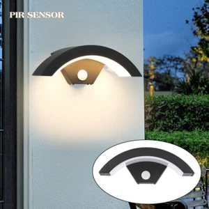 LED Wandlampe mit Bewegungsmelder 18W Sensor Deko Außenleuchte Wandleuchte IP65 - Bild 1 von 15