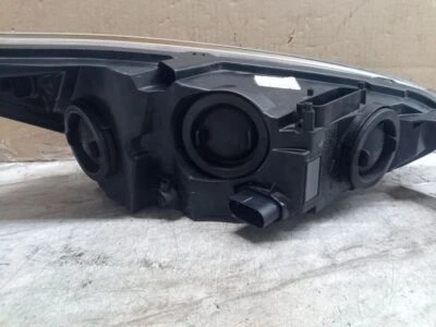 Used Left Headlight Assembly fits: 2016 Ford Focus halogen black headlamp bezel Foto 1 de 4