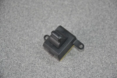 Dodge Viper SRT- 10 Schalter Door Switch 4685435 — 第 1/4 张图片