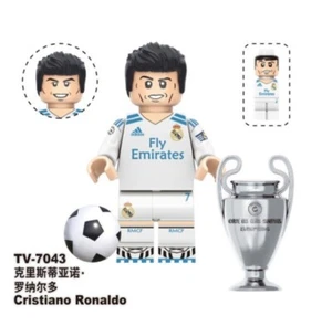2 inch Custom Cristiano Ronaldo Minifigure in Real Madrid CF Uniform, New/Mint - Picture 1 of 1