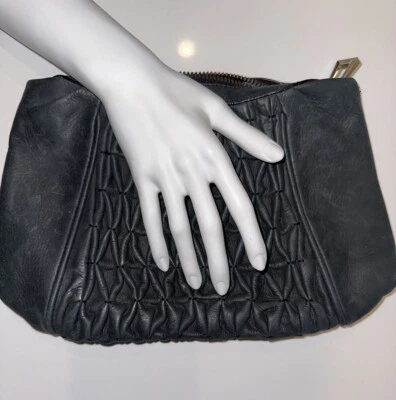 7 BOLSO DE NOCHE CLÁSICO CLUTCH TEXTURIZADO CUERO NEGRO *ORIGAMI* PARA TODA LA HUMANIDAD Foto 1 de 4