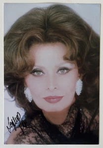 SIGNED PHOTO: SOPHIA LOREN - El Cid - Man of La Mancha - Arabesque - 4x6 - Picture 1 of 2