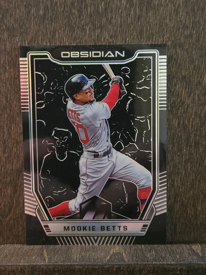 2019 Panini Obsidian #51 Mookie Betts  Silver Prizm Boston Red Sox B - Image 1 of 2