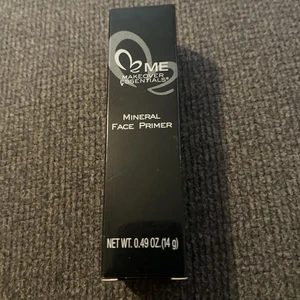 Makeover Essentials Mineral Face Primer 0.49 OZ 14 g Sealed - Picture 1 of 6