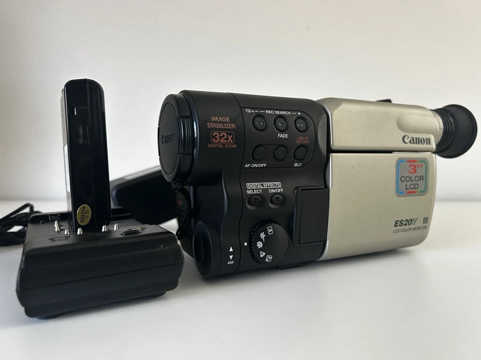 Canon ES20V Video Camera Tested with Battery and Charger, Works great, CLEAN - Image 1 of 4